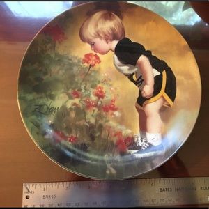1986 Pemberton & Oakes plate: “Grandma’s Garden”